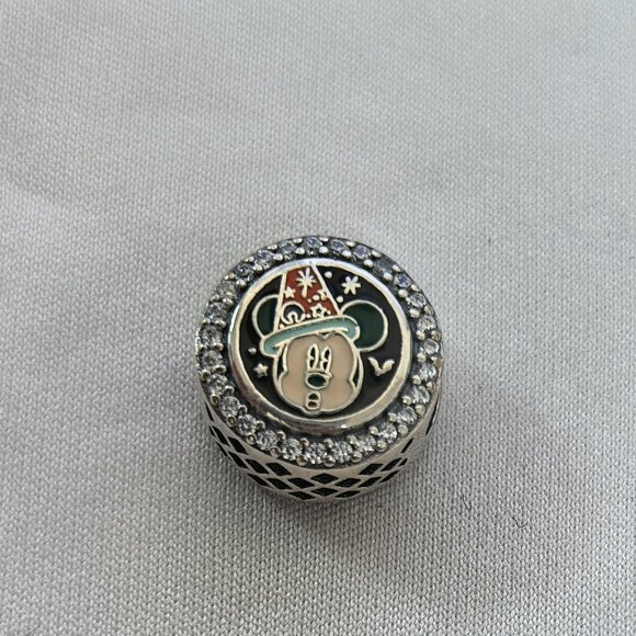 Pandora Disney Parks Mickey Mouse Holiday Christmas Charm, S925 Silver Jewelry - Picture 1 of 4